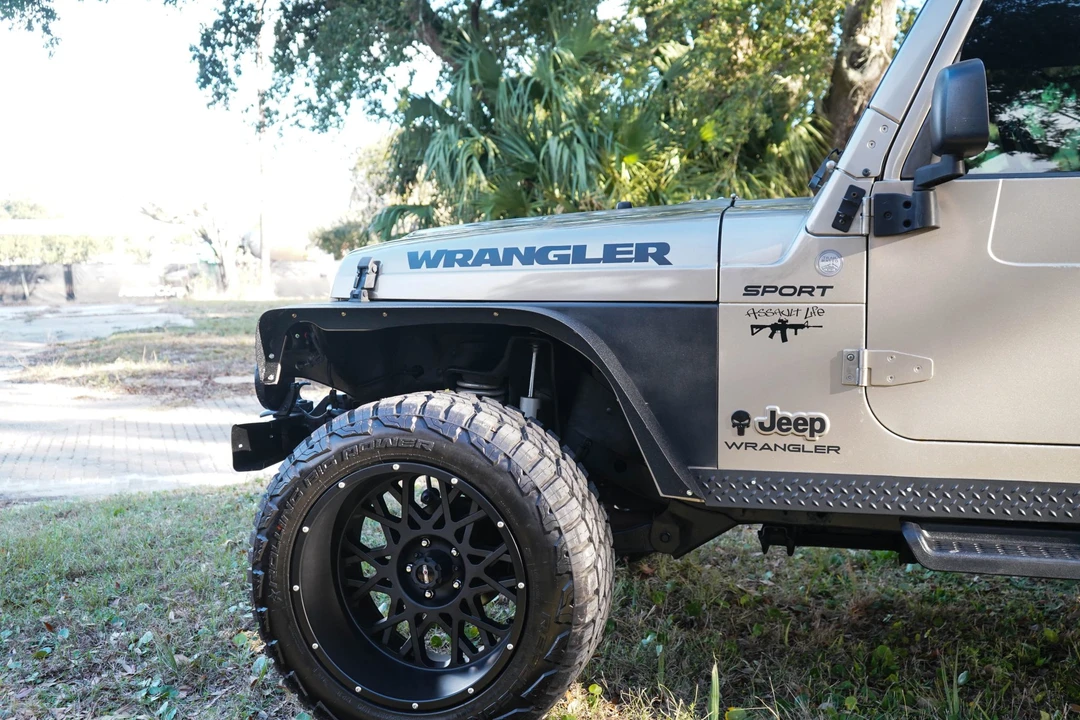 2004 Jeep TJ Wrangler - Image 24 of 31