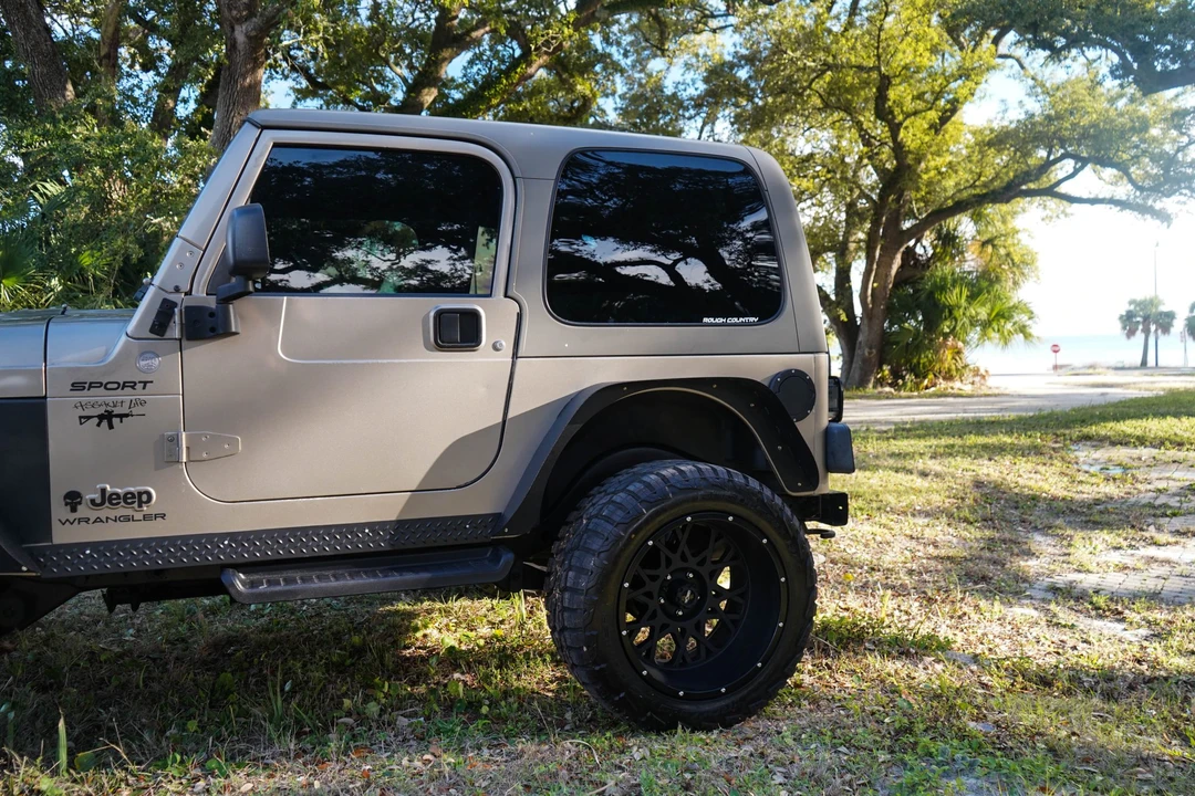 2004 Jeep TJ Wrangler - Image 28 of 31