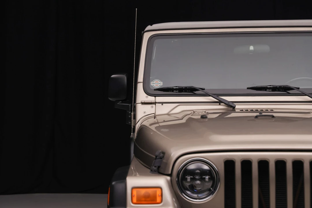 2004 Jeep TJ Wrangler - Image 19 of 31