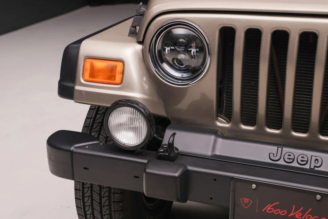 2004 Jeep TJ Wrangler - Image 28 of 31