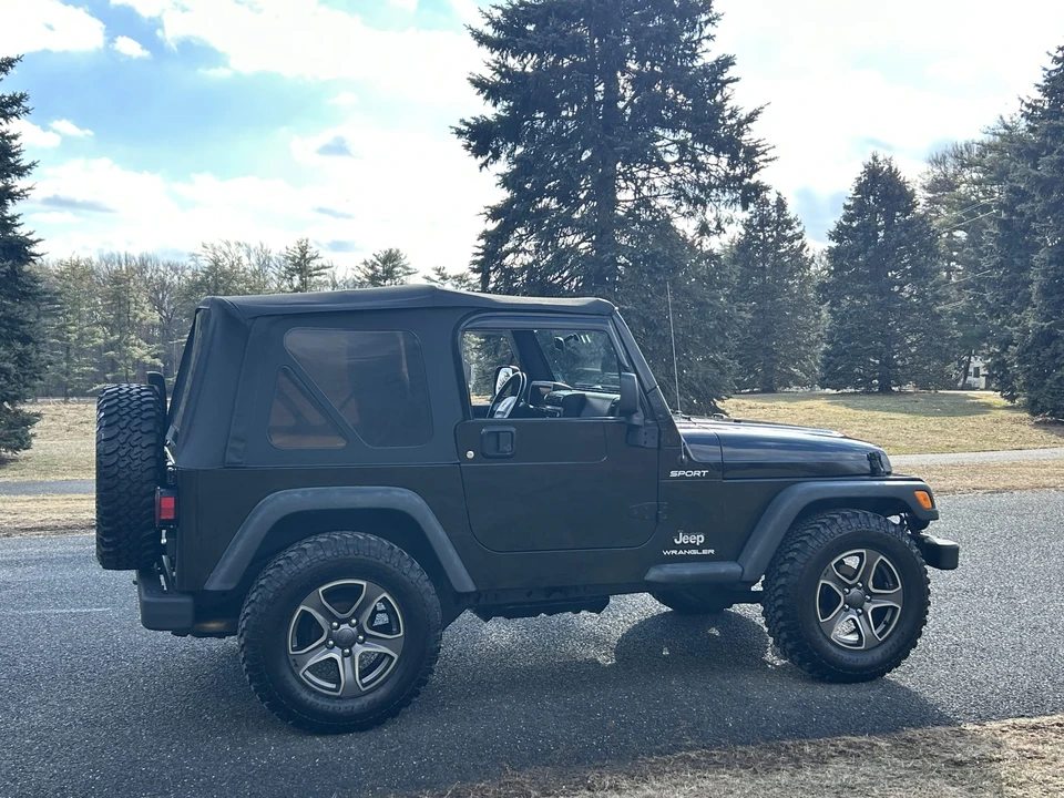 2004 Jeep TJ Wrangler - Image 19 of 31