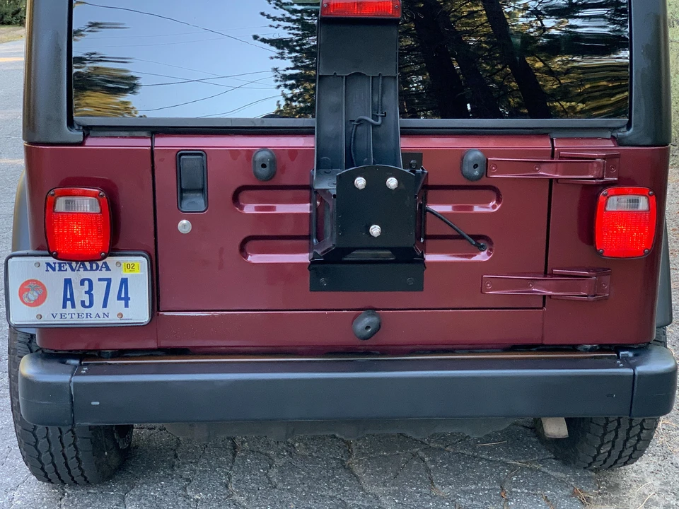 2004 Jeep TJ Wrangler - Image 17 of 31