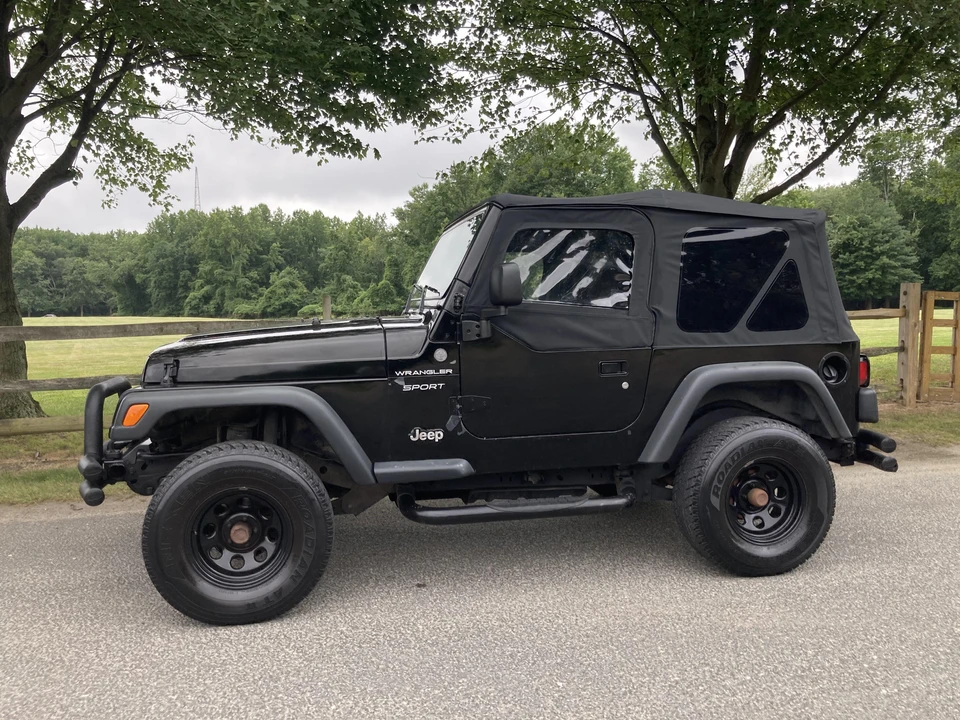 2004 Jeep TJ Wrangler - Image 9 of 31