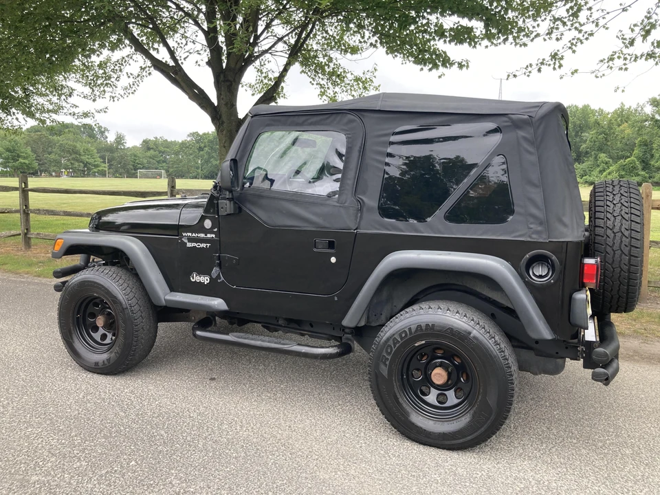 2004 Jeep TJ Wrangler - Image 11 of 31