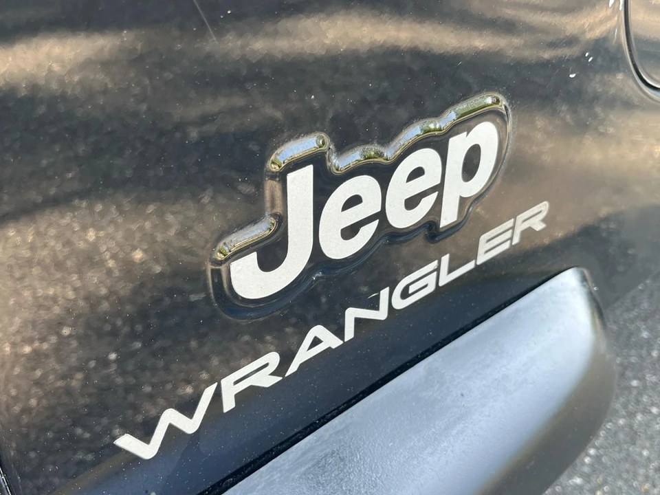 2004 Jeep TJ Wrangler - Image 25 of 31