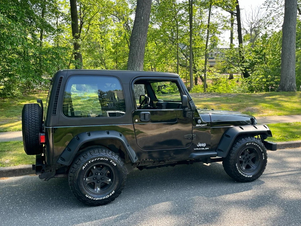 2004 Jeep TJ Wrangler - Image 17 of 31