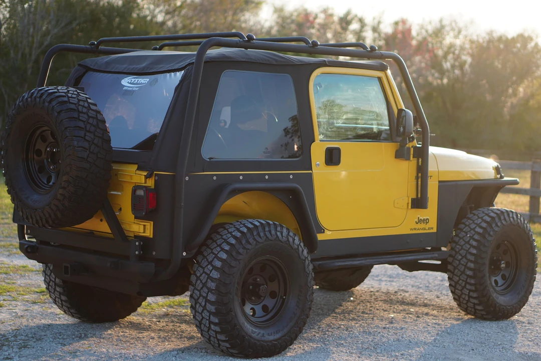 2004 Jeep TJ Wrangler - Image 15 of 31