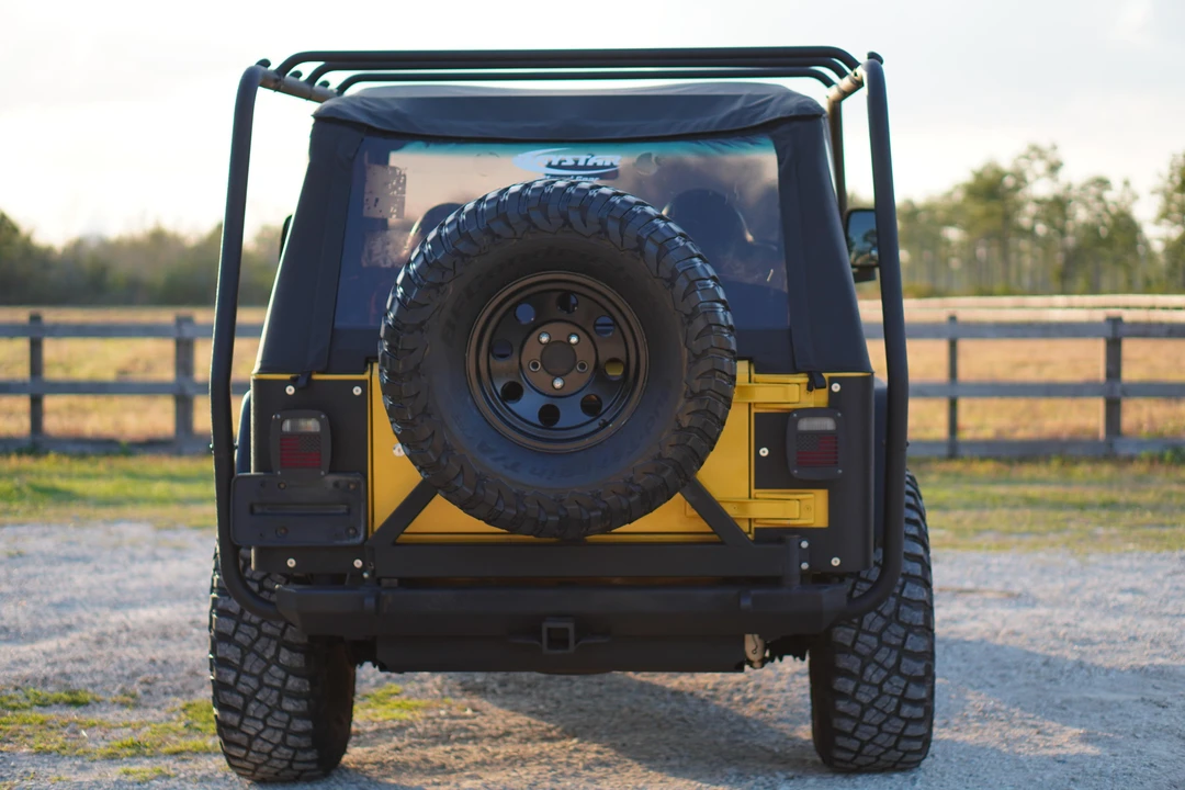 2004 Jeep TJ Wrangler - Image 14 of 31