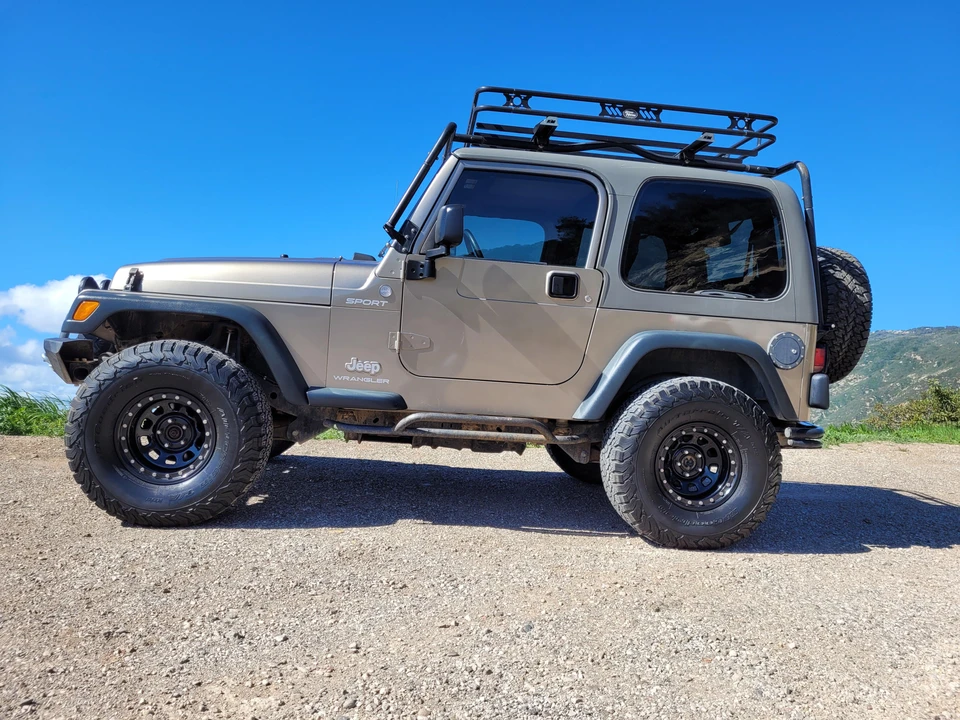 2004 Jeep TJ Wrangler - Image 17 of 31