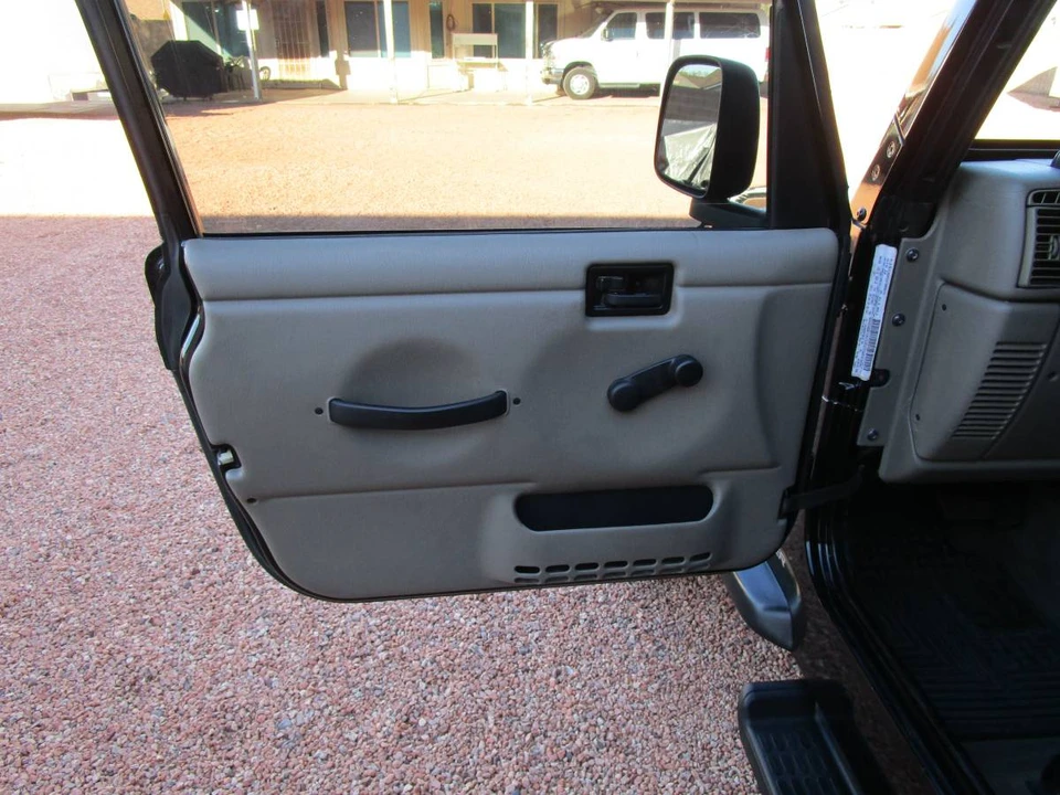 2004 Jeep TJ Wrangler - Image 16 of 24