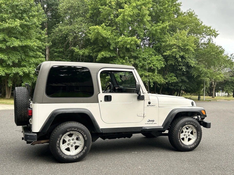 2004 Jeep TJ Wrangler - Image 10 of 31