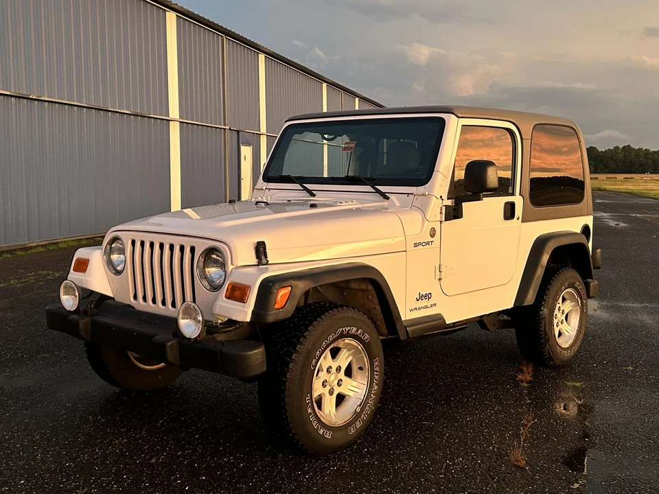 2004 Jeep TJ Wrangler - Image 15 of 31