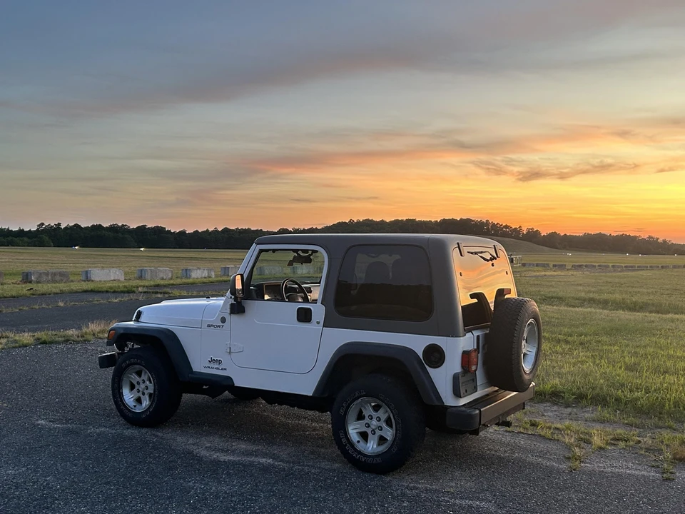 2004 Jeep TJ Wrangler - Image 26 of 31