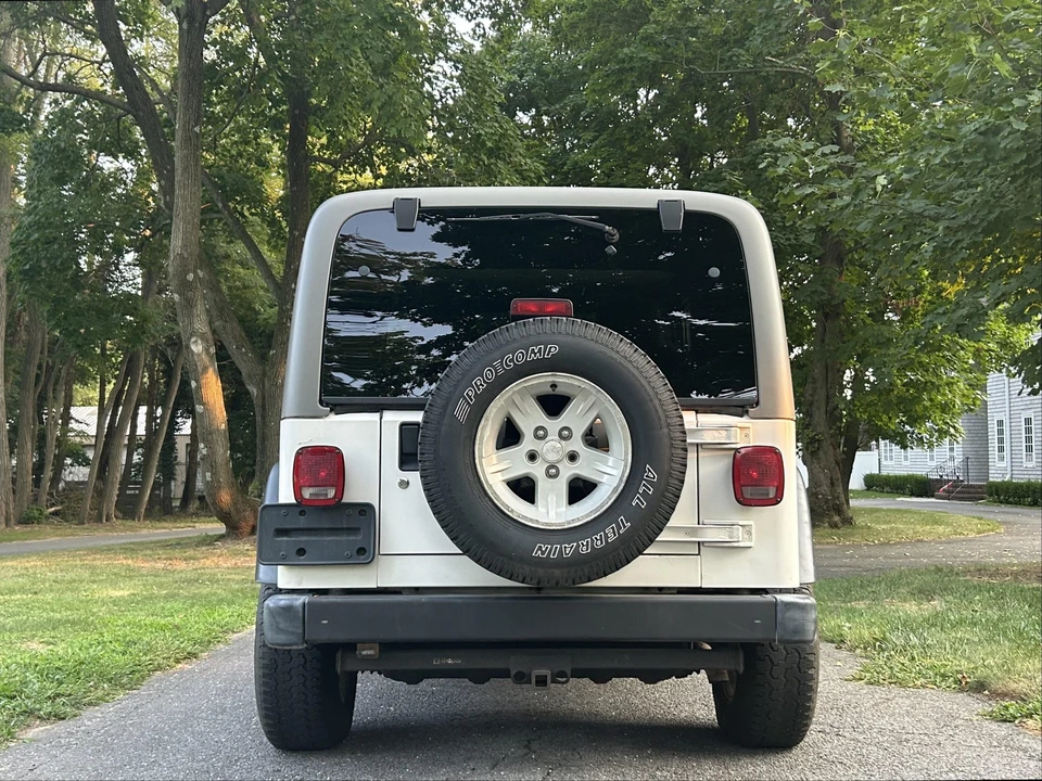 2004 Jeep TJ Wrangler - Image 19 of 31