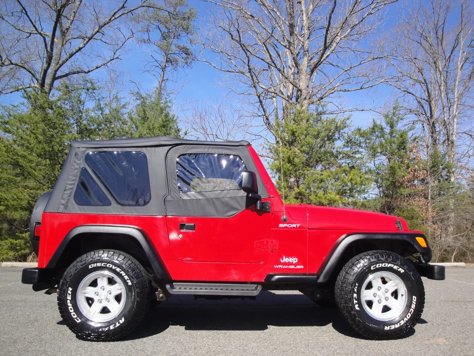 2004 Jeep TJ Wrangler - Image 19 of 31