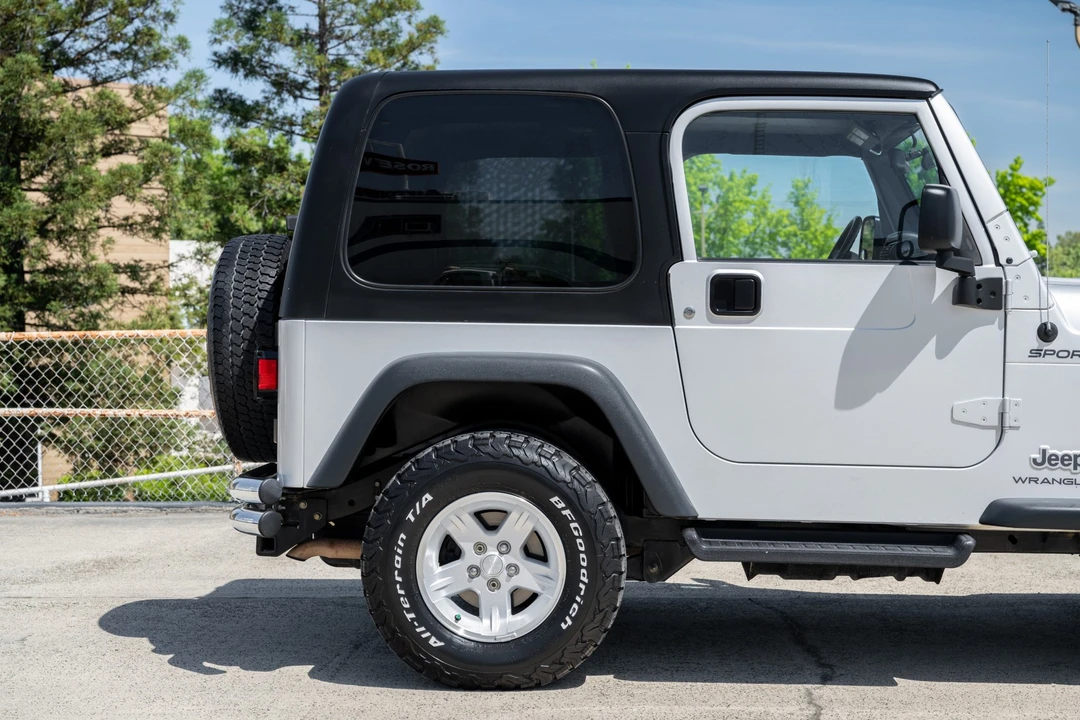 2004 Jeep TJ Wrangler - Image 22 of 31