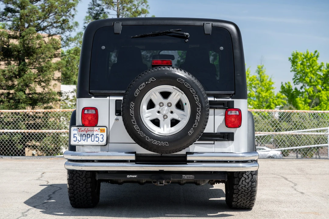 2004 Jeep TJ Wrangler - Image 17 of 31
