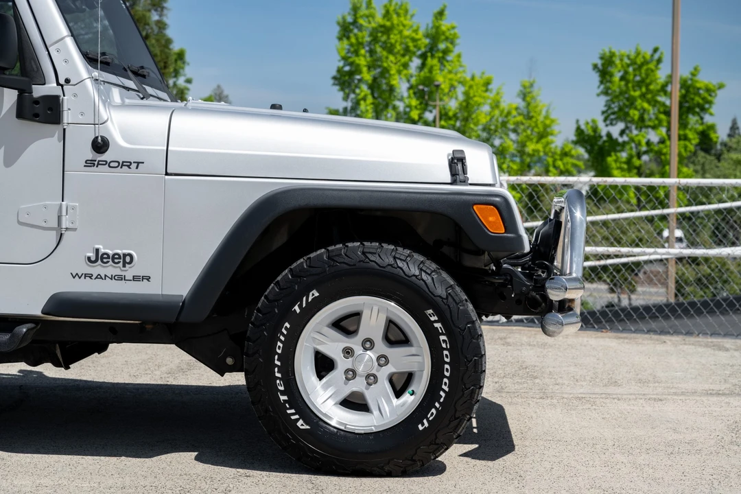 2004 Jeep TJ Wrangler - Image 21 of 31