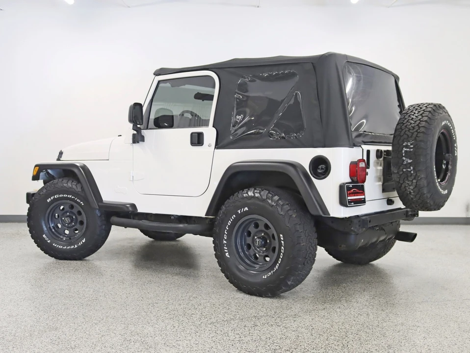 2004 Jeep TJ Wrangler - Image 10 of 12
