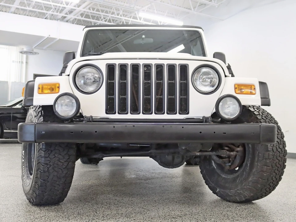 2004 Jeep TJ Wrangler - Image 9 of 12