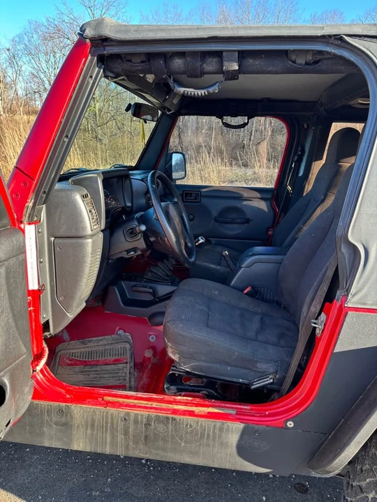 2004 Jeep TJ Wrangler - Image 7 of 10