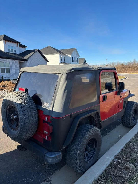 2004 Jeep TJ Wrangler - Image 5 of 10