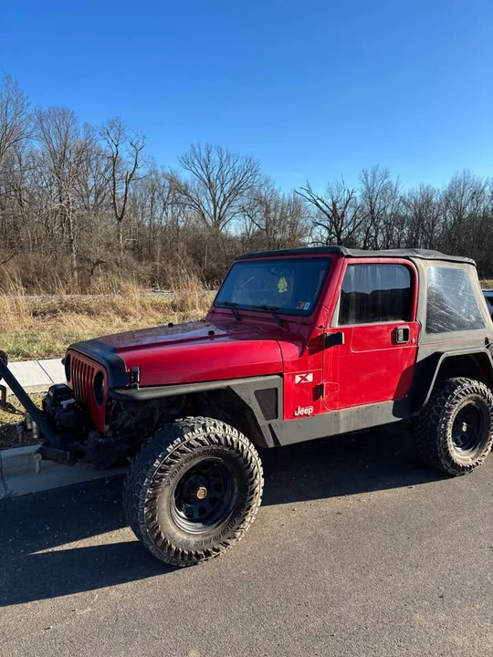 2004 Jeep TJ Wrangler - Image 2 of 10