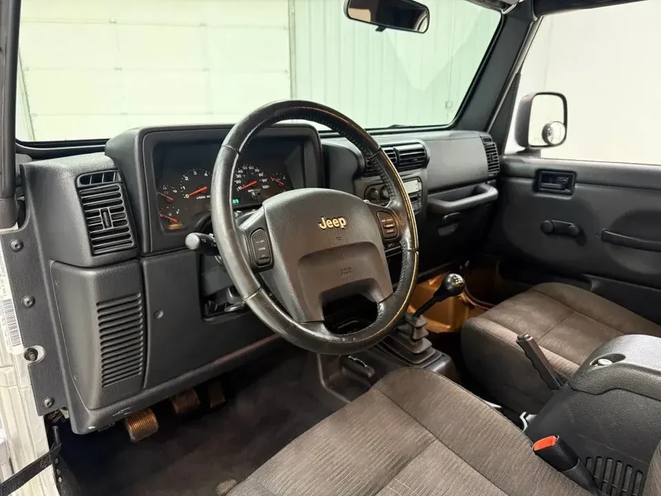2004 Jeep TJ Wrangler - Image 5 of 16