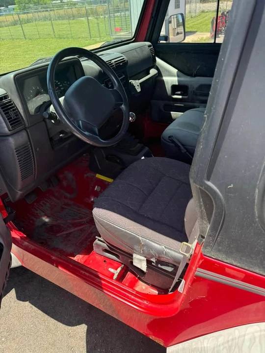 2004 Jeep TJ Wrangler - Image 3 of 5