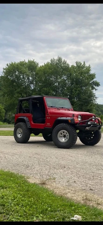 2004 Jeep TJ Wrangler - Image 2 of 2
