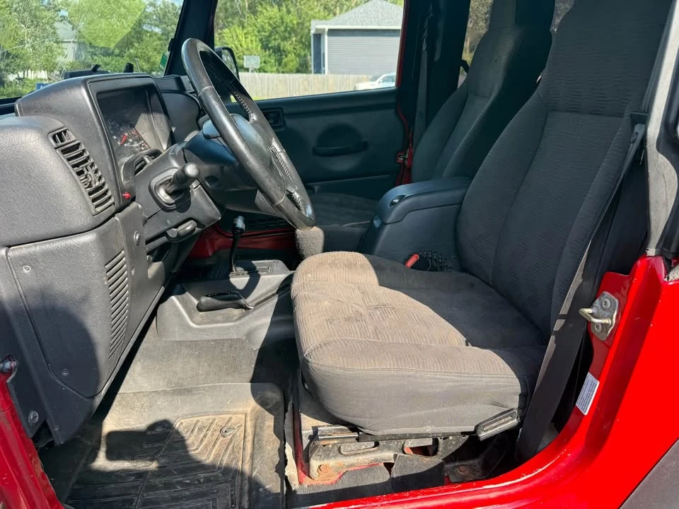 2004 Jeep TJ Wrangler - Image 4 of 5