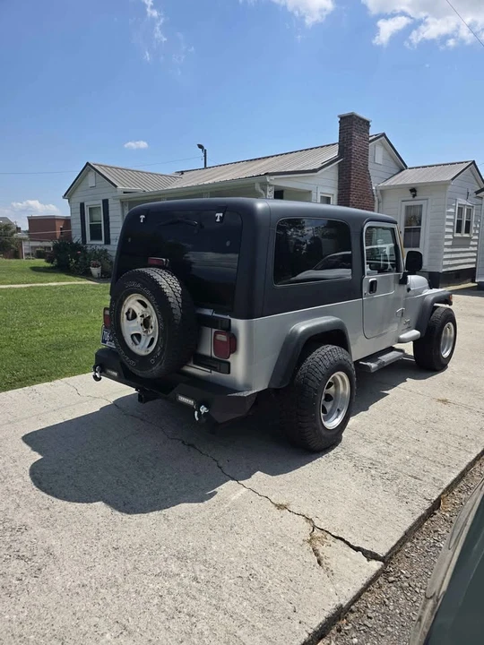 2004 Jeep TJ Wrangler - Image 5 of 9