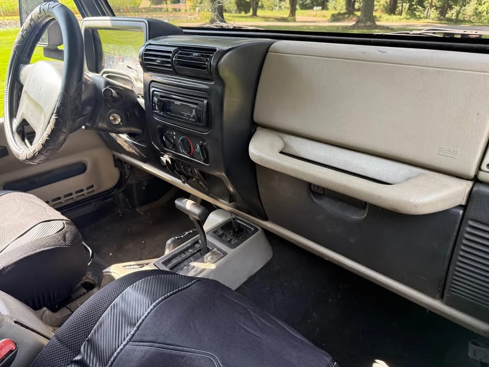 2004 Jeep TJ Wrangler - Image 6 of 10