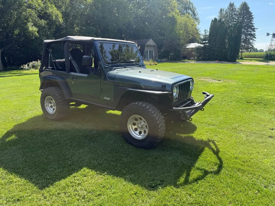 2004 Jeep TJ Wrangler - Image 2 of 10