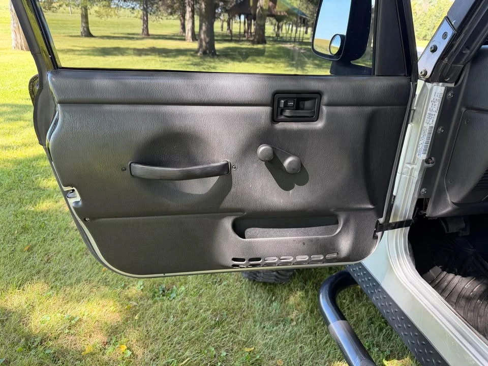 2004 Jeep TJ Wrangler - Image 7 of 18
