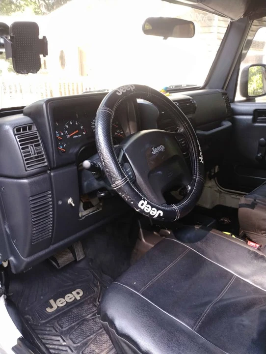 2004 Jeep TJ Wrangler - Image 5 of 8