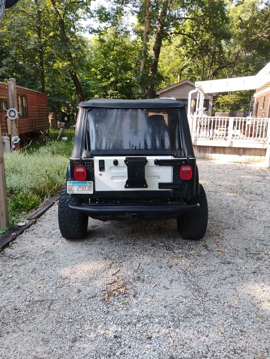 2004 Jeep TJ Wrangler - Image 4 of 8