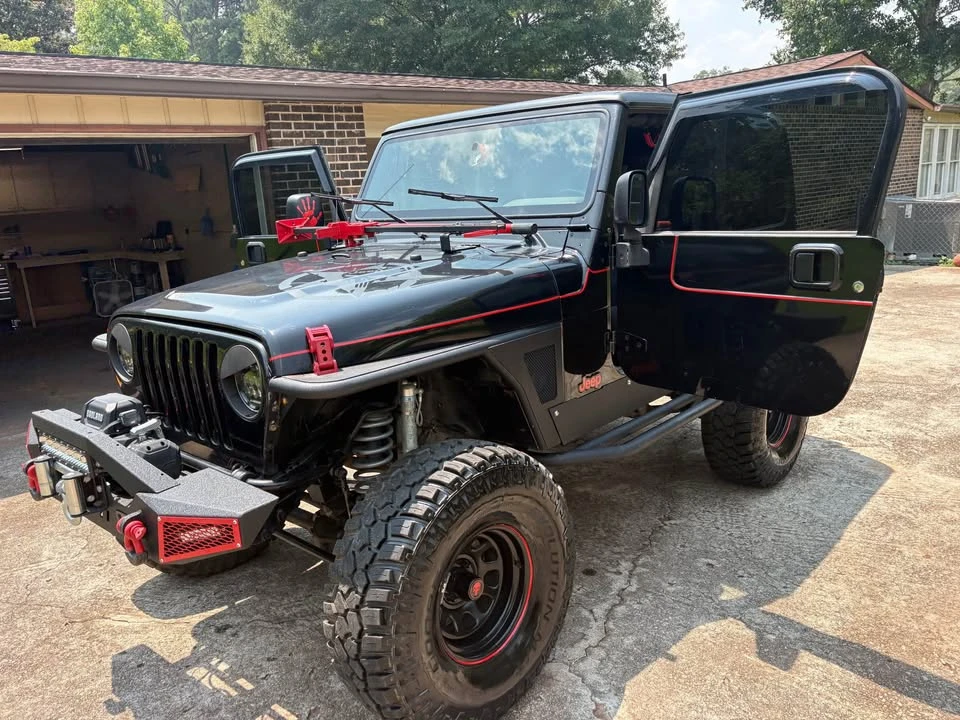 2004 Jeep TJ Wrangler - Image 2 of 11