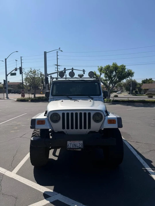 2004 Jeep TJ Wrangler - Image 2 of 7