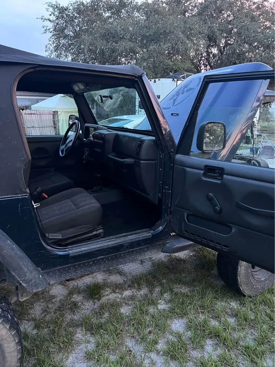 2004 Jeep TJ Wrangler - Image 7 of 20