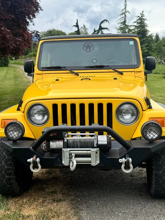 2004 Jeep TJ Wrangler - Image 2 of 10