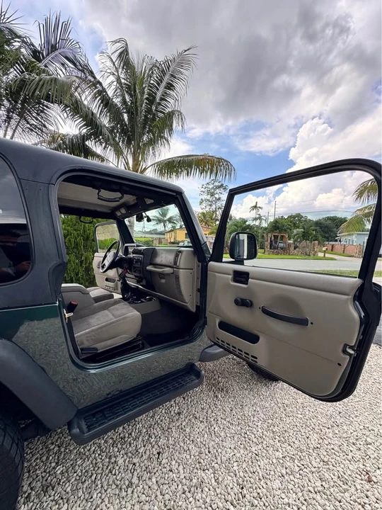 2004 Jeep TJ Wrangler - Image 11 of 14
