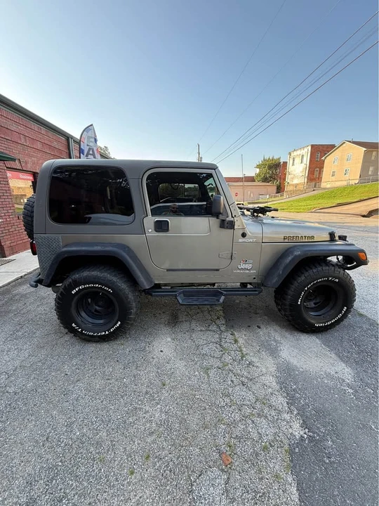 2004 Jeep TJ Wrangler - Image 2 of 12