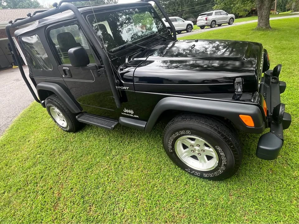 2004 Jeep TJ Wrangler - Image 2 of 11