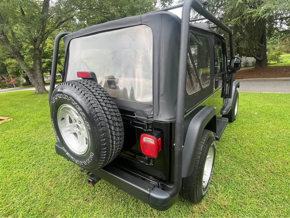 2004 Jeep TJ Wrangler - Image 3 of 11