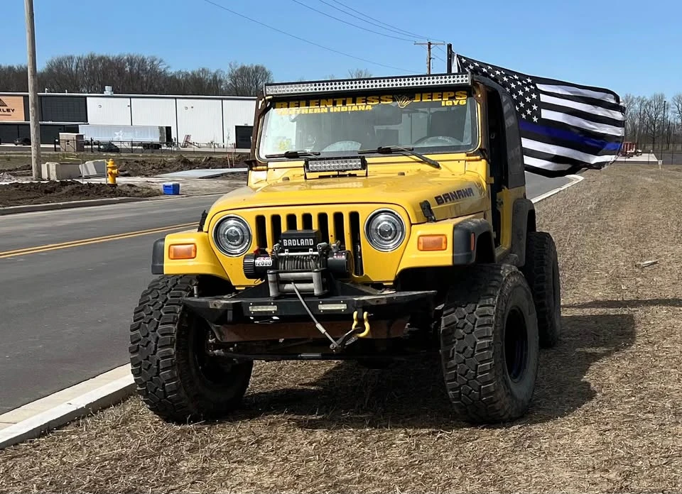 2004 Jeep TJ Wrangler - Image 2 of 2