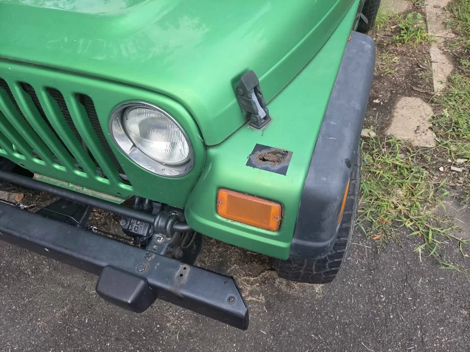 2004 Jeep TJ Wrangler - Image 9 of 9