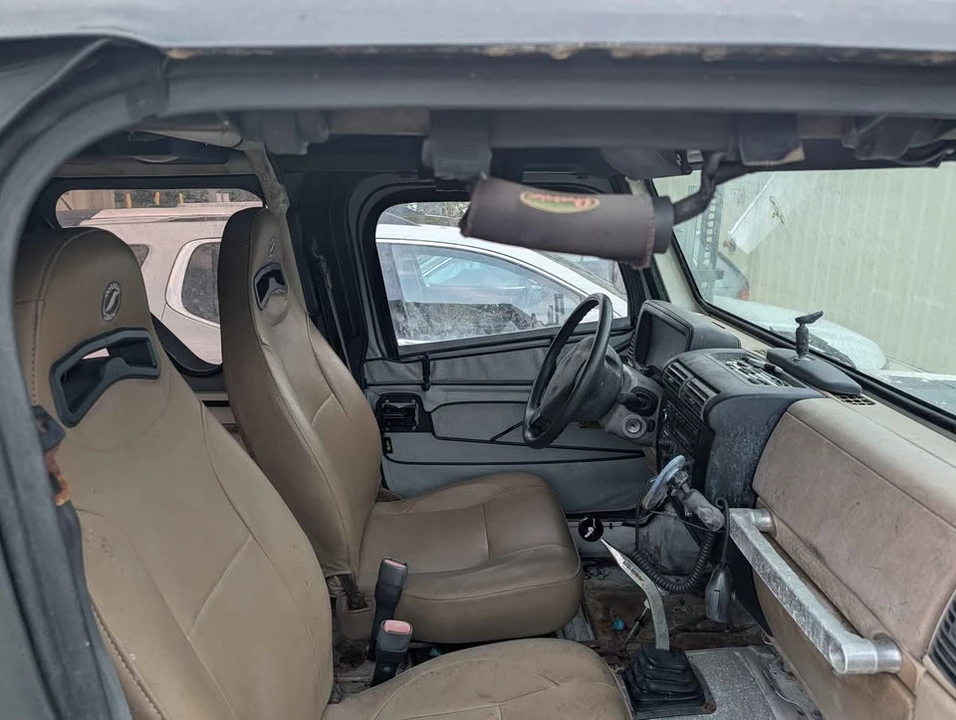 2004 Jeep TJ Wrangler - Image 11 of 12