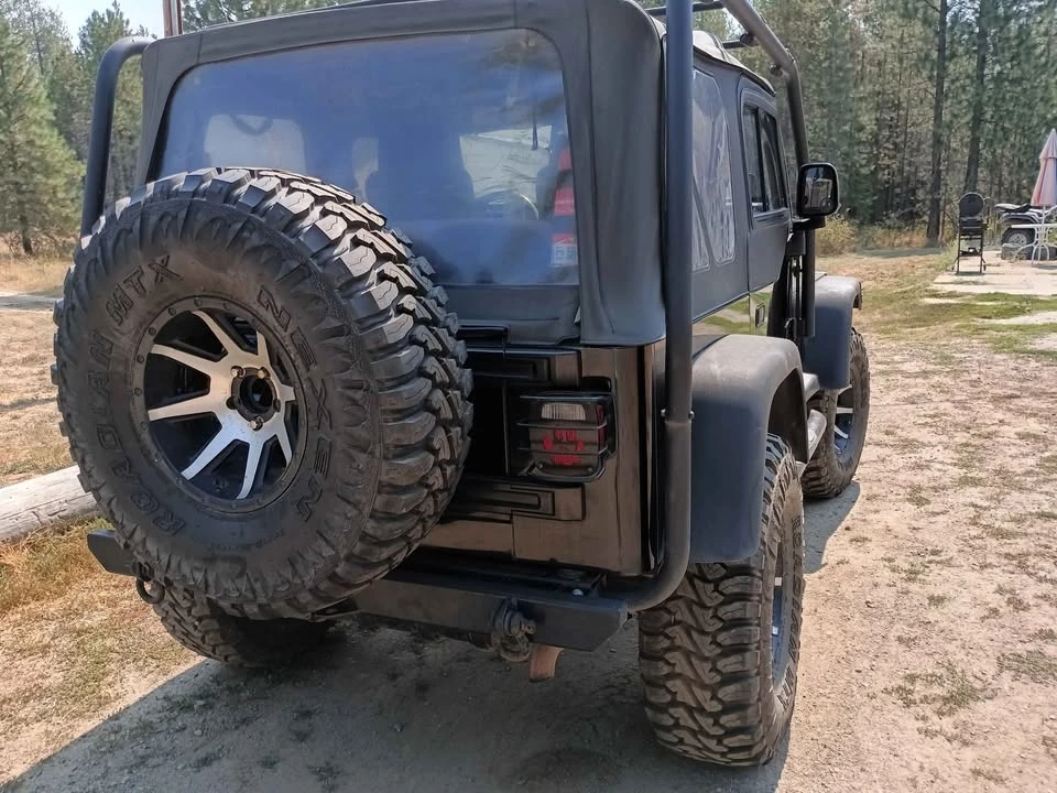 2004 Jeep TJ Wrangler - Image 5 of 6