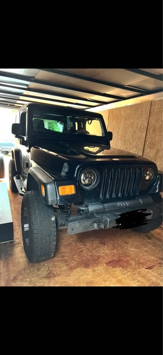 2004 Jeep TJ Wrangler - Image 2 of 2